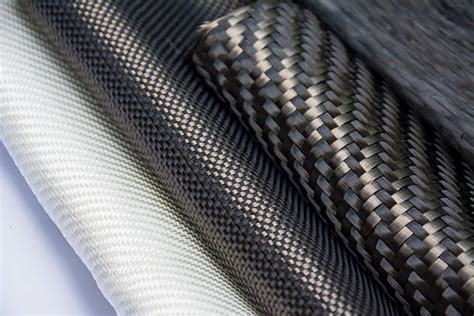  Kevlar Elyafları: Güçlü ve Hafif Malzemeler için Üstün Bir Seçim!